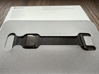 Apple Watch 49/46/45/44mm milánský tah z černého titanu M - 2