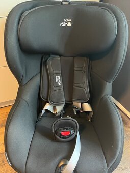 Britax römer trifix 2 i-size - 2