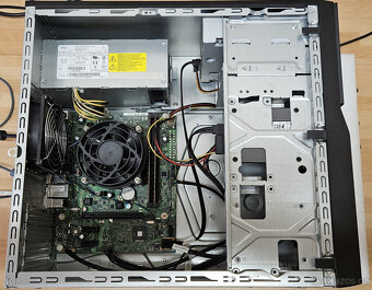 PC Fujitsu Esprimo - 2