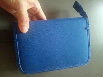 Penál na zip s vybavením - 2