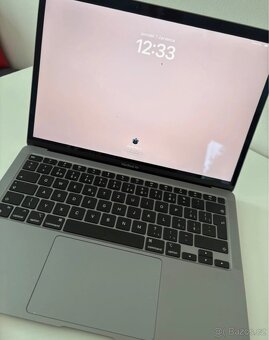 MacBook - 2