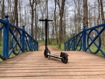 Elektrokoloběžka Nitro scooters X700 Pro SL – jako nová - 2