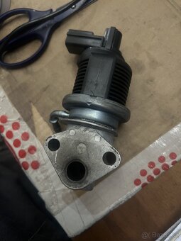 egr ventil VW Škoda 1.6 benzin,nový seat - 2