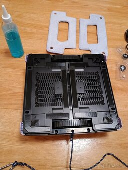 HOBOT - Robotický čistič oken - 2