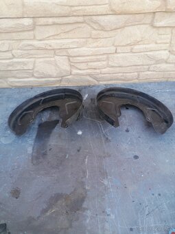 Brzdové štíty ford galaxy - 2