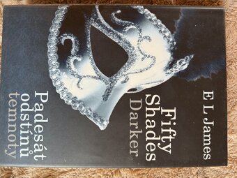 prodám knihy povinná četba a další viz seznam - 2