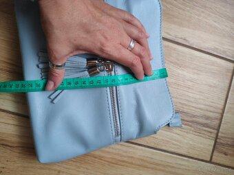 Nova modrá kožená crossbody kabelka - 2