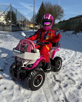 Dětská elektrická čtyřkolka + přilba - 2