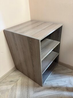 Botník/policová skříň - 2