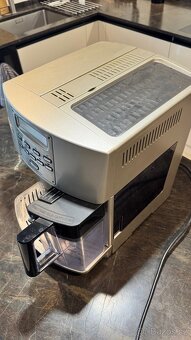 Kávovar DeLonghi - 2
