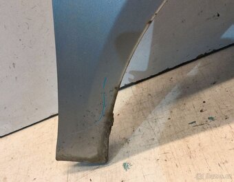 Levý přední blatník Škoda Fabia II 2007–2014 - 2