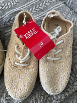 Dívčí botičky 28 a 30 cena za oboje - 2