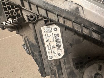 Bmw f30 svetlo 2017 - 2