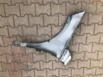 Levý a pravý blatnik Škoda Enyaq - 2