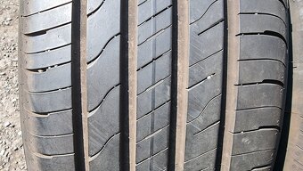 Letní pneu 215/55/17 Good Year - 2