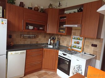 kuchyňská linka se spotřebiči - 2