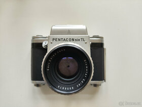 Fotoaparat Pentacon SIX TL + pozdro + filtr na objektiv - 2