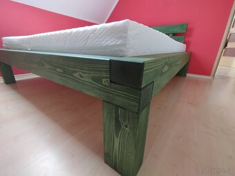 POSTEL Z TRÁMŮ - 2