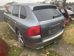 Porsche Cayenne Turbo rok 2005 - 2