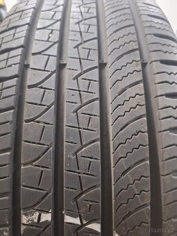 letni pneu 235/55/19 - 2