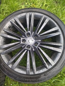 ALU Kola- originál Škoda, Superb III,5x112 R 19/ Canopus - 2