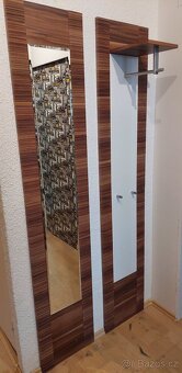 Předsíňová stěna - 2