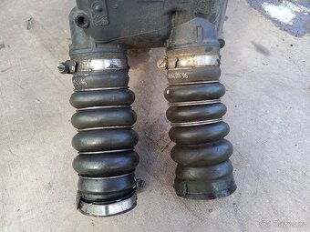 Prodám intercooler Peugeot 307 1.6Hdi - 2