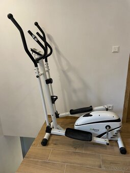 Elipticky trenažér - 2