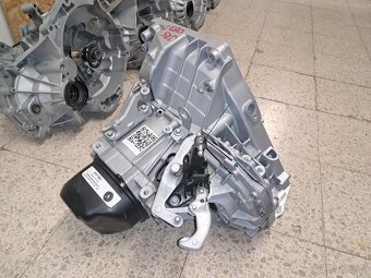 Převodovka Dacia Duster Sandero 1.0 tCe JR5083 - 2