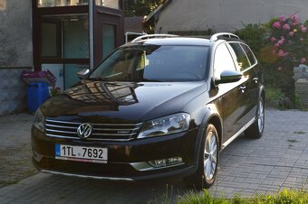 VW Passat alltrack 2.0 TDi 4x4 manuál - 2