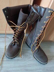 Vysoké dámské kožené boty Timberland, super stav - 2