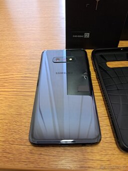 Samsung galaxy S10e - 2