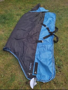 Vyběhová deka equitheme tyrex - 2