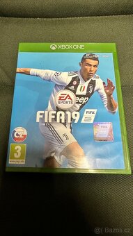 X-box oné  hry FIFA 19 + 20 - 2