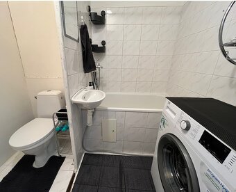 byt 1+1, Praha 9 - Prosek, balkon, blízko metra a mhd - 2