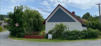 Prodám rodinný dům 3 + 1 s pěkným pozemkem 1000 m2 - 2