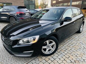 Volvo V60 2.0D3 5VÁLEC MANUÁL LED VÝHŘEV SENZORY - 2