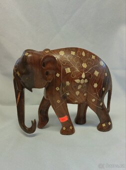 Dřevěný slon - 2
