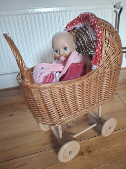 Panenka Baby born s kočárkem - 2