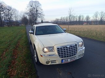 CHRYSLER 300C 5.7HEMI AWD VÝMĚNA MOŽNÁ - 2