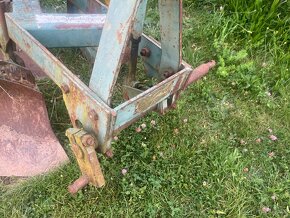 Pluh troják (tovární výroby) - 2