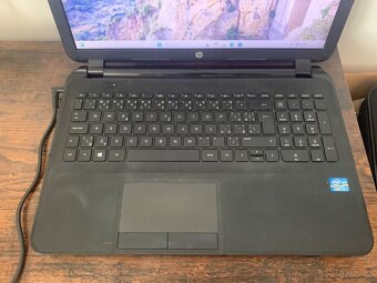 Notebook HP 250, i3, RAM 4 GB, HDD 500 GB, baterka ok - 2