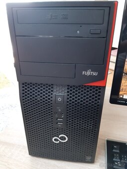 Stolní počítač - 2