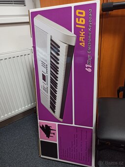 Elektrické klávesy se stojánkem a židlí - 2