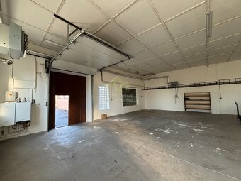 Pronájem skladovací haly u Rokycan s nájezdem na dálnici - 2