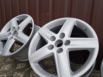 Alu kola 5x112 R16 ET 56 Audi velmi pěkná - 2