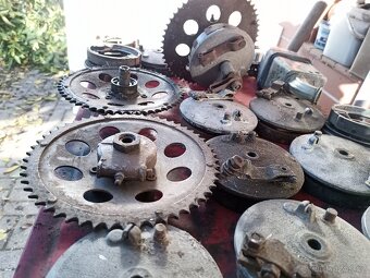 Jawa 50 pionýr , fichtl - 05,20,21,23 Mustang , Simson díly - 2