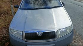 Kapota  škoda fabia 1  oloupaný.  lak - 2