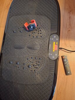 Vibrační plošina na cvičení - 2