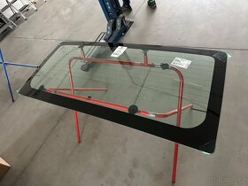 Zadní sklo - Ford Transit (2000-) V184 - 2